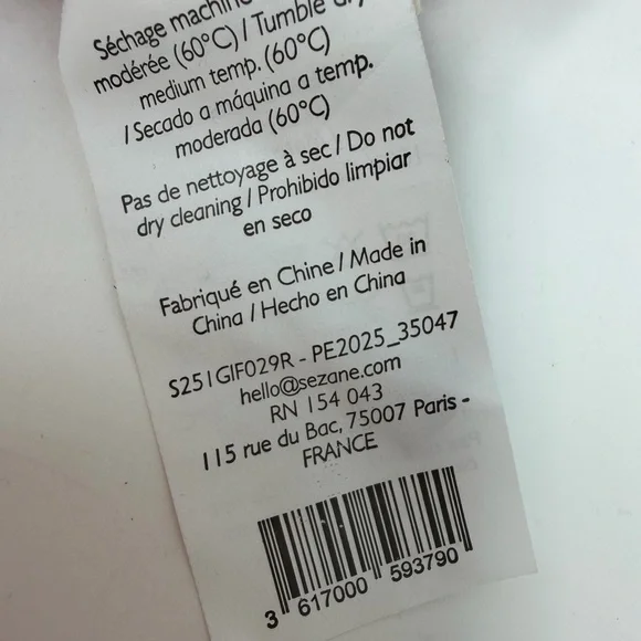 Sezane Gingham Hair Scrunchie in Checkered Red and White - Picture 5 of 6